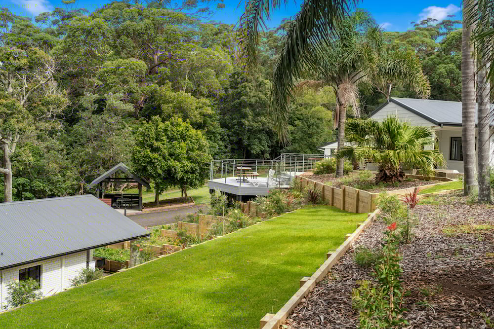 Haven Holiday Resort Terraced native gardens