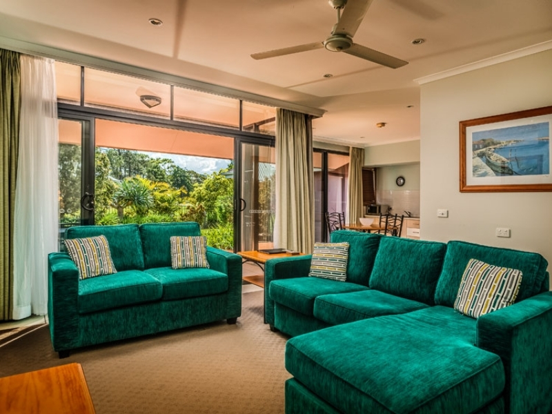 Spacious, accessible downstairs living space at Riverside Holiday Resort, Urunga on the Coffs Harbour Coast 