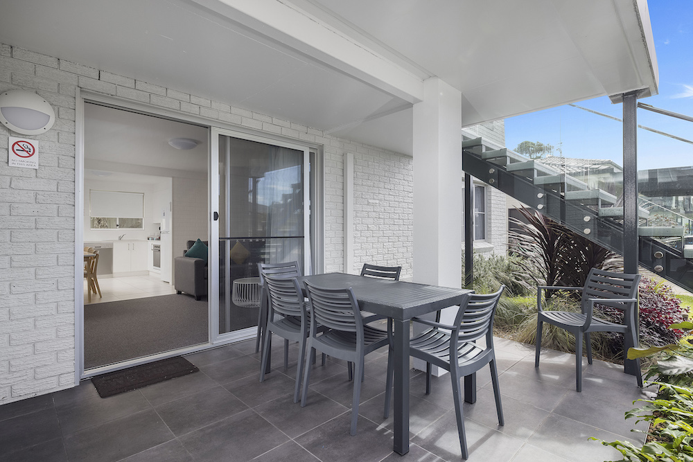 Veranda dining Veranda dining